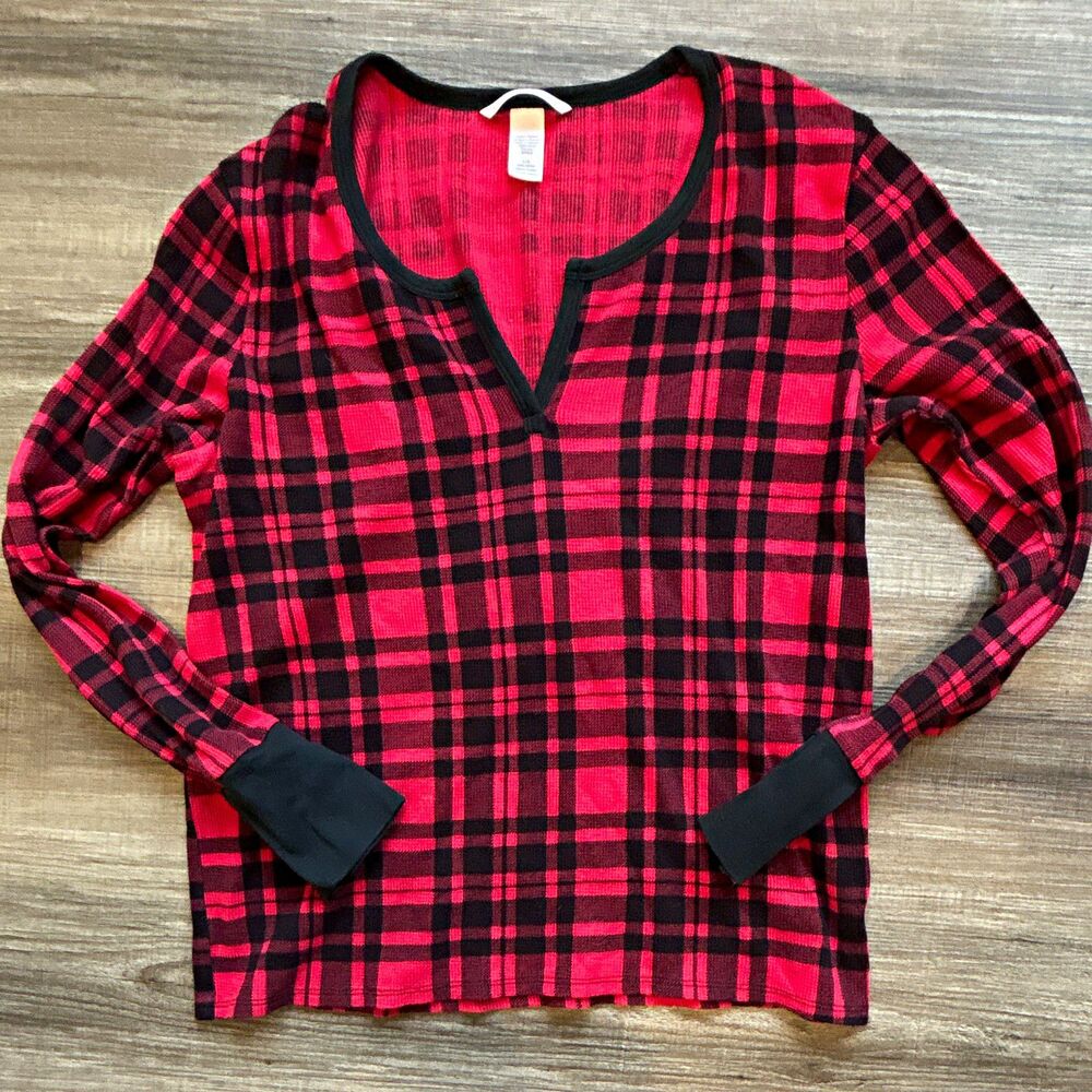 Victoria's Secret Women's Red Black Plaid V-Neck Knit Top Long Sleeve Size L